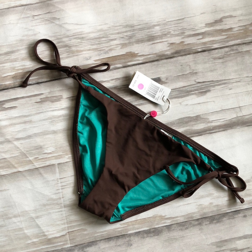 ECHO STRING BIKINI BOTTOM / NWT / SMALL